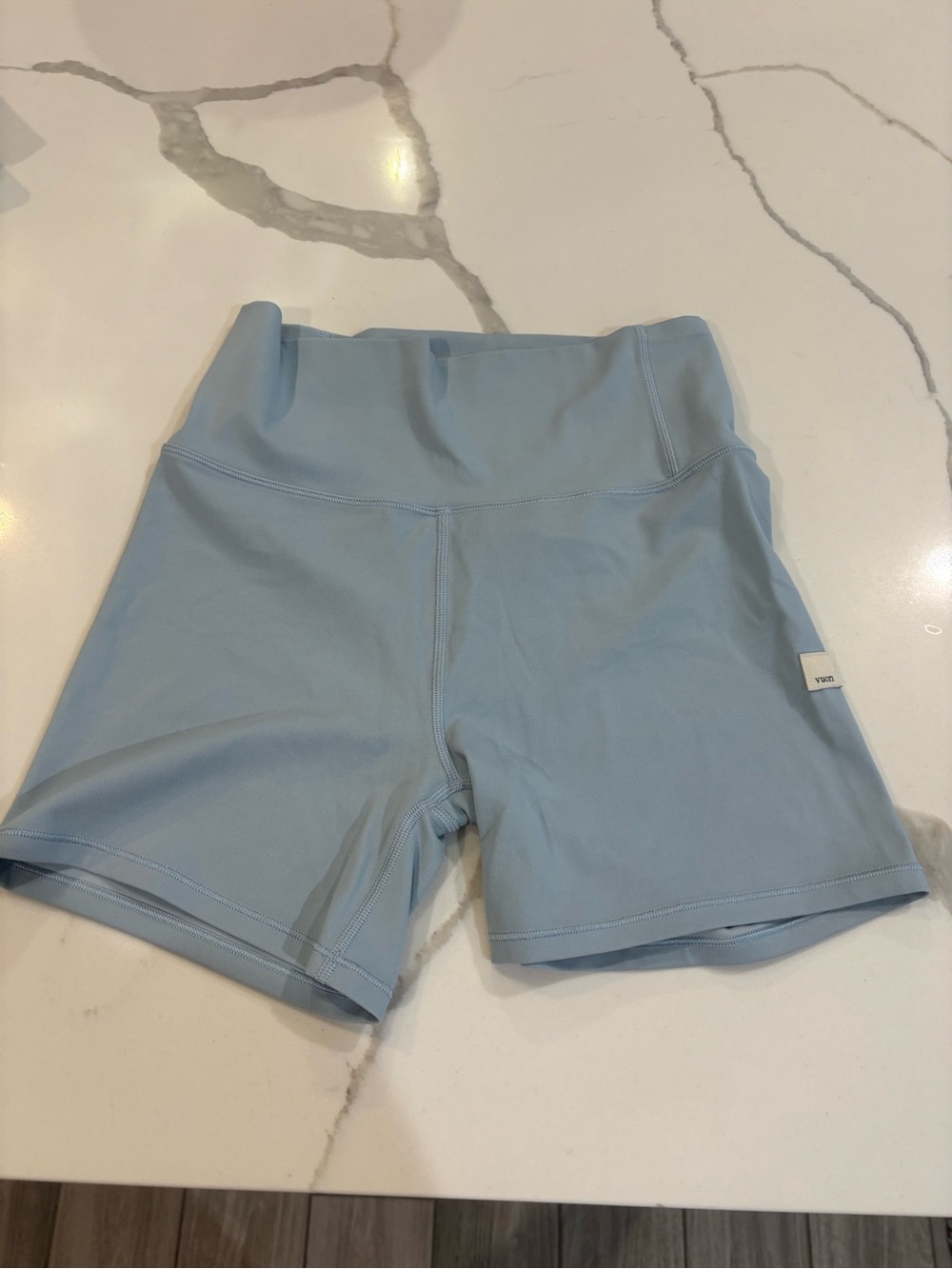 vuori biker shorts